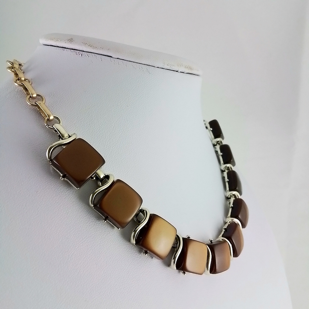 Coro Vintage Cocoa Brown and Gold Thermoset Moonglow Choker Necklace